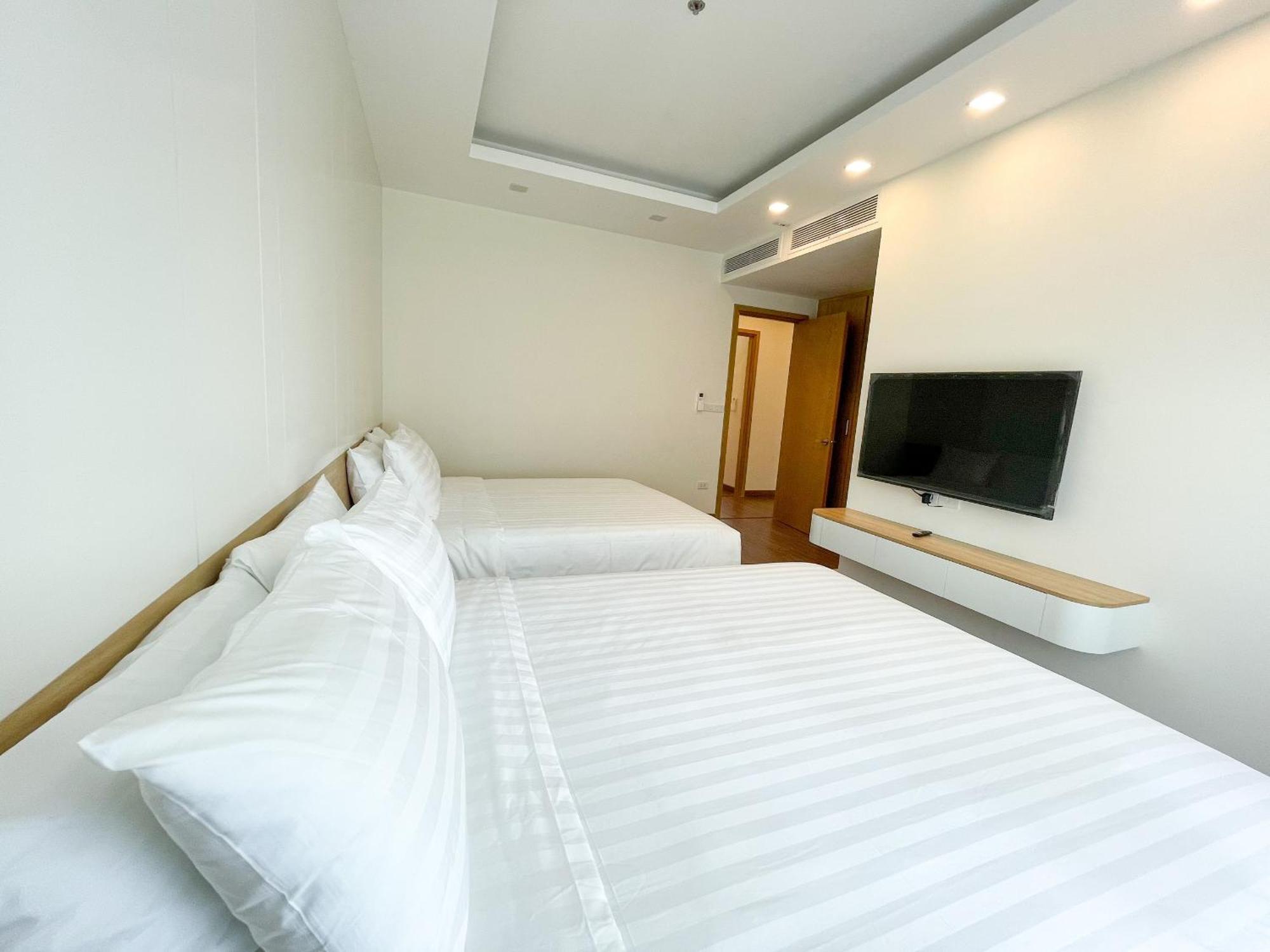 St Apartment - Flc Seatower 퀴논 객실 사진